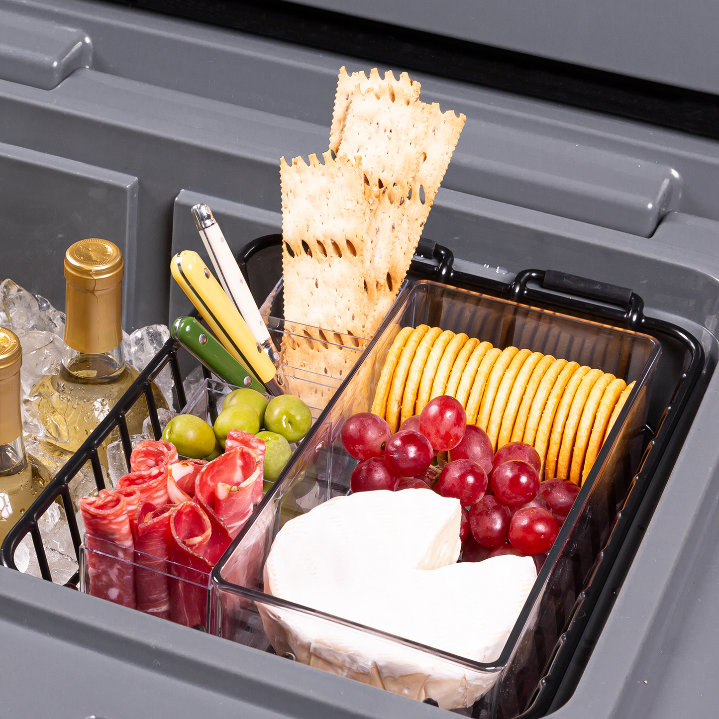 brutank-35qt-55qt-dry-rack-y8 brutank-dry-rack_accessory_alt-1.png