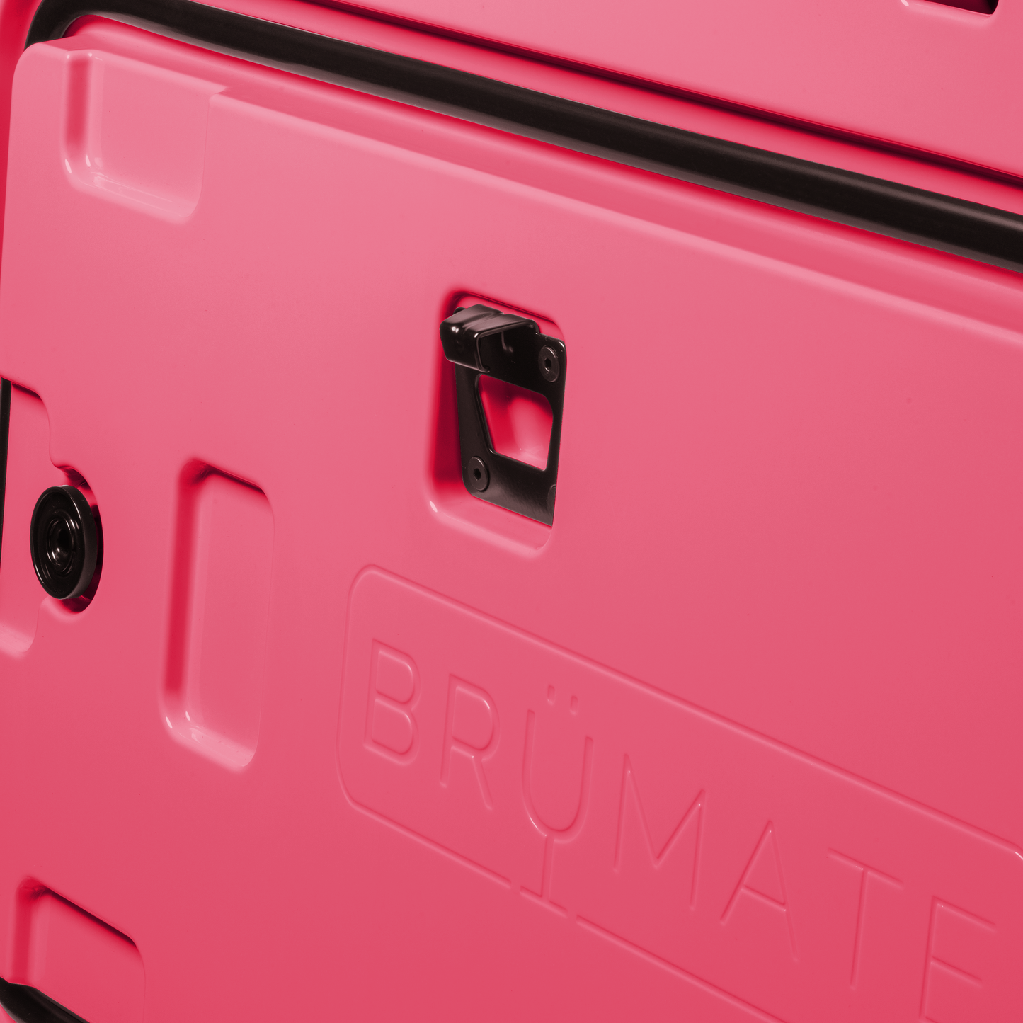 brutank-m9 brutank-55qt-neonpink-bottle-opener.png
